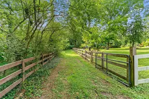 51 N Cedar St, Menlo, GA 30731 - Photo 7