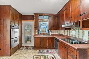 51 N Cedar St, Menlo, GA 30731 - Photo 17