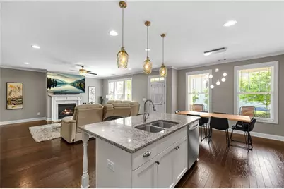 2032 Stanfield Avenue NW, Atlanta, GA 30318 - Photo 17