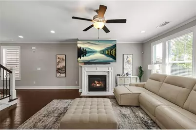 2032 Stanfield Avenue NW, Atlanta, GA 30318 - Photo 9