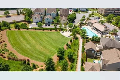 7012 Seneca Court, Roswell, GA 30076 - Photo 5