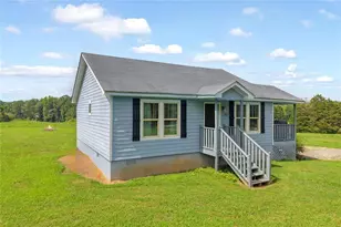 8457 Belton Bridge Rd, Lula, GA 30554 - Photo 3