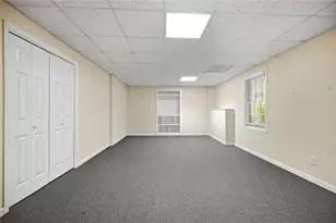2046 Kinsmon Dr, Marietta, GA 30062 - Photo 53