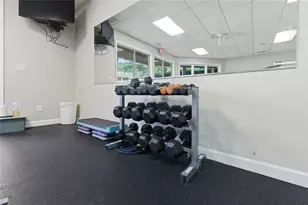 2046 Kinsmon Dr, Marietta, GA 30062 - Photo 79