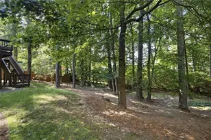 2046 Kinsmon Dr, Marietta, GA 30062 - Photo 39