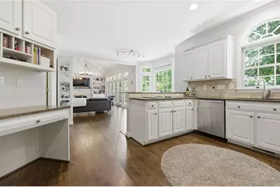 2046 Kinsmon Drive, Marietta, GA 30062 - Photo 13