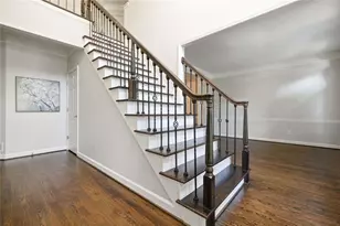 2046 Kinsmon Dr, Marietta, GA 30062 - Photo 17