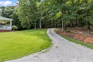 3040 Venable Ln, Dacula, GA 30019 - Photo 7