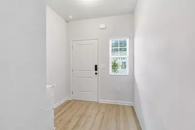 330 Regent Park, Hoschton, GA 30548 - Photo 3
