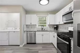 6385 Lobelia Rd SW, Mableton, GA 30126 - Photo 9