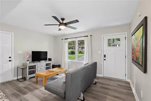 6385 Lobelia Rd SW, Mableton, GA 30126 - Photo 5