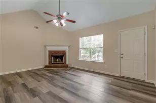 1388 Sierra Ridge Pl, Loganville, GA 30052 - Photo 9