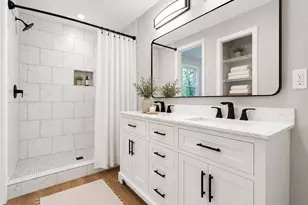 1639 Bridgeport Dr NW, Atlanta, GA 30318 - Photo 27