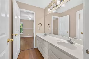 5135 Deerlake Dr, Alpharetta, GA 30005 - Photo 13