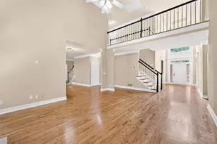 5135 Deerlake Dr, Alpharetta, GA 30005 - Photo 5