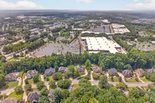 5135 Deerlake Dr, Alpharetta, GA 30005 - Photo 45
