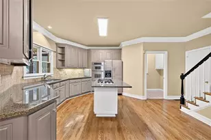 5135 Deerlake Dr, Alpharetta, GA 30005 - Photo 7