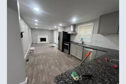 4304 Village Square Lane, Stone Mountain, GA 30083 - Photo 5