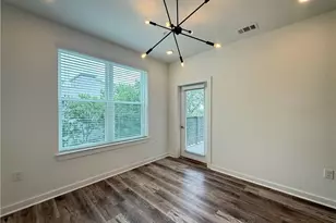 525 Parkway Dr NE, Atlanta, GA 30308 - Photo 9
