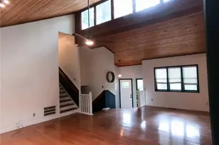 510 Wood Valley Trc, Roswell, GA 30076 - Photo 3