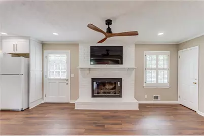 4461 S Roberts Drive, Sugar Hill, GA 30518 - Photo 9