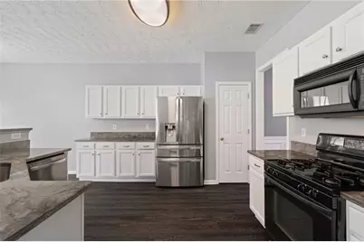 951 Island Pointe Way, Buford, GA 30518 - Photo 17
