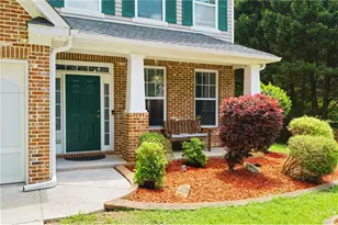 951 Island Pointe Way, Buford, GA 30518 - Photo 3