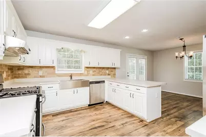 169 Hayes Circle, Rex, GA 30273 - Photo 3