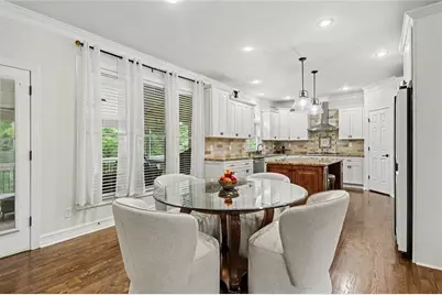 1135 Jennifer Oaks Drive, Alpharetta, GA 30004 - Photo 9
