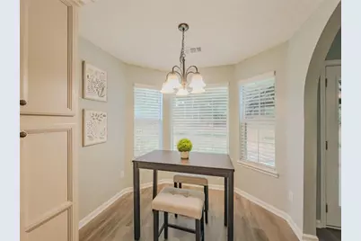 300 Greenleaf Court, Loganville, GA 30052 - Photo 17
