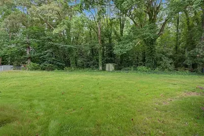 134 Larose Circle SE, Marietta, GA 30060 - Photo 21