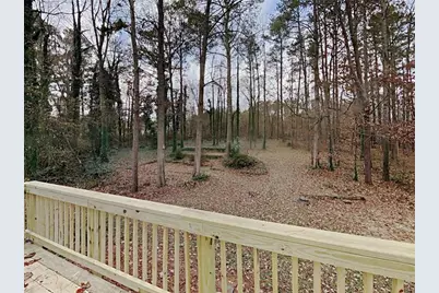 2004 Vicksburg Trail, Woodstock, GA 30189 - Photo 3