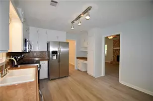 2654 Crystal Ct, Lawrenceville, GA 30044 - Photo 17