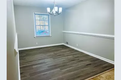 637 Rae Drive, Lawrenceville, GA 30044 - Photo 9