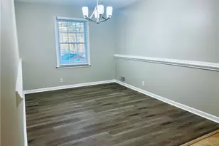 637 Rae Dr, Lawrenceville, GA 30044 - Photo 9
