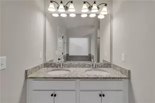 684 Lakehaven Ln, Loganville, GA 30052 - Photo 27