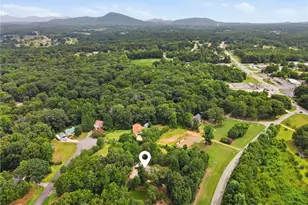 2783 Quillians Dr, Gainesville, GA 30506 - Photo 3