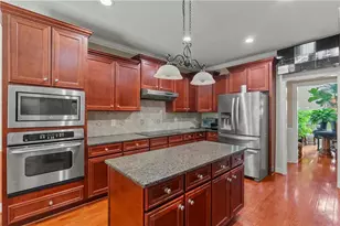 812 Treeline Dr, Conyers, GA 30094 - Photo 5