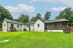 3930 West Side Pl, Ellenwood, GA 30294 - Photo 7