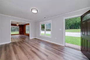 3930 West Side Pl, Ellenwood, GA 30294 - Photo 11