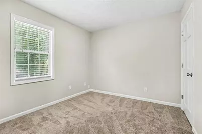 1061 Gunners Walk, Tucker, GA 30084 - Photo 9