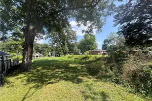 470 Chappell Rd NW, Atlanta, GA 30318 - Photo 11