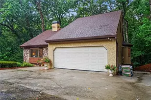 365 Crosstree Ln, Sandy Springs, GA 30328 - Photo 27