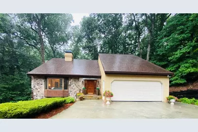 365 Crosstree Lane, Sandy Springs, GA 30328 - Photo 1