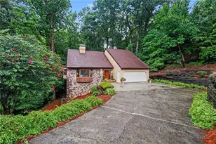 365 Crosstree Ln, Sandy Springs, GA 30328 - Photo 29