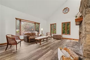 365 Crosstree Ln, Sandy Springs, GA 30328 - Photo 3