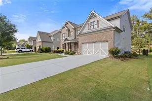 4867 Hunters Grv Wy, Sugar Hill, GA 30518 - Photo 3