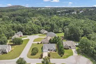 1411 Silvergate Way, Winder, GA 30680 - Photo 3