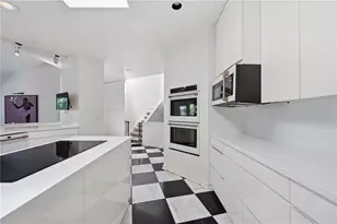 13 Heards Overlook Ct, Sandy Springs, GA 30328 - Photo 21