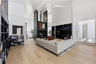 13 Heards Overlook Ct, Sandy Springs, GA 30328 - Photo 15